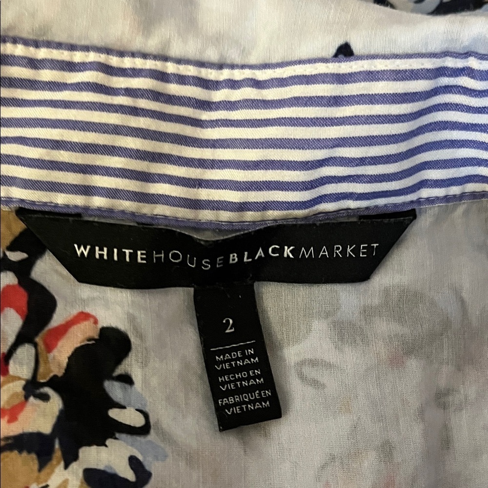 White House black market Floral Button-Up silk blend Shirt, women’s size 2 - Picture 3 of 4